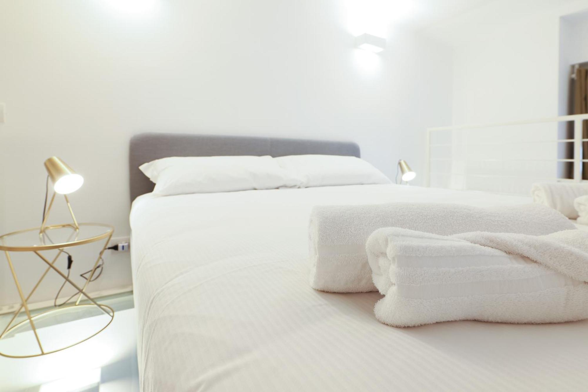 Apartmán Primopiano - Aragona Flats Milán Exteriér fotografie